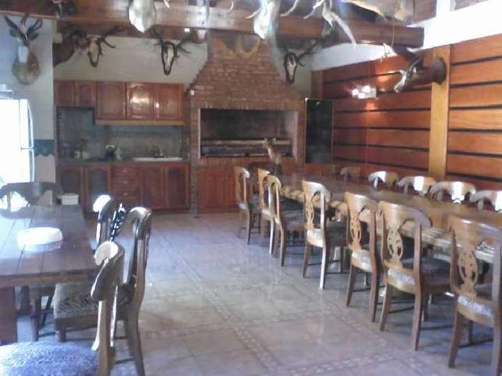 Casa en venta en Almirante Brown, 145, Buenos Aires