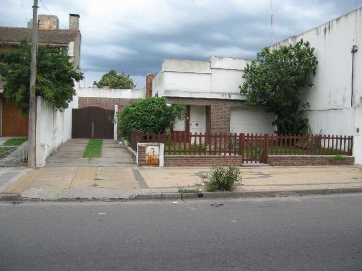 Casa en venta en 23 - Ramón Sorondo, 844, San José de Balcarce