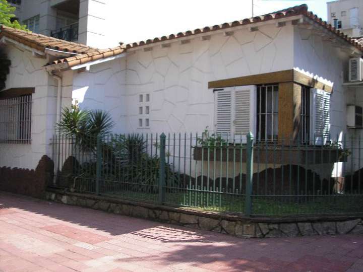 Casa en venta en Pellegrini, 299, Lomas de Zamora