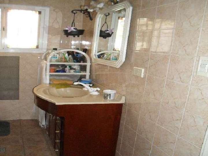 Casa en alquiler en Avenida Rivadavia, 16102, Haedo