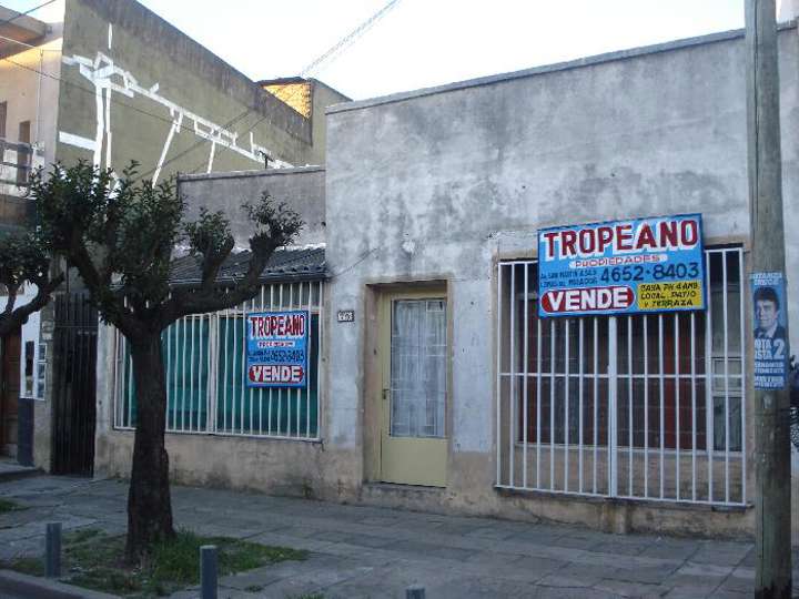 Edificio en venta en Gascón, 502, La Tablada