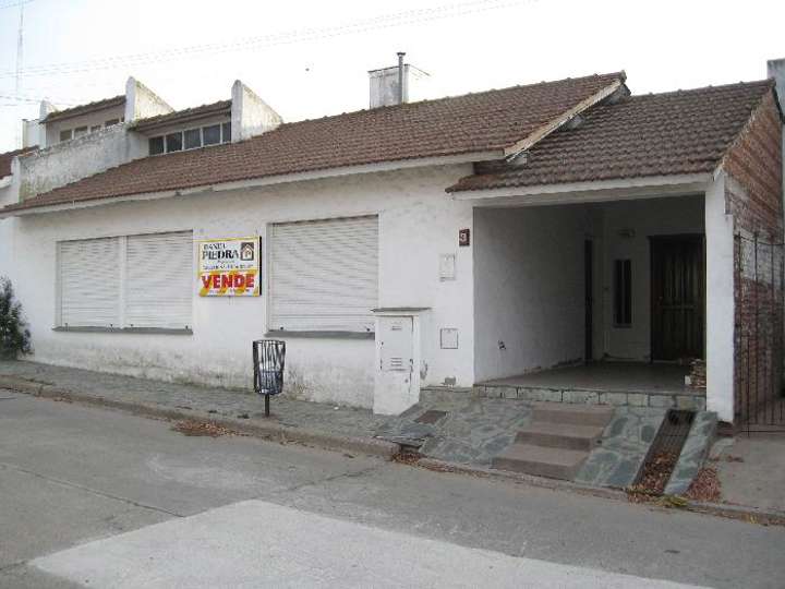 Casa en venta en Calle 23, 1081, Balcarce