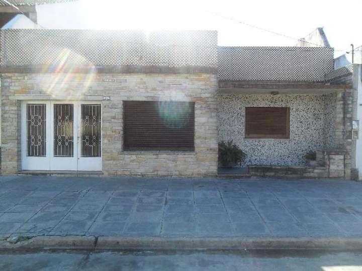 Casa en venta en Avenida Don Bosco, 1417, Haedo