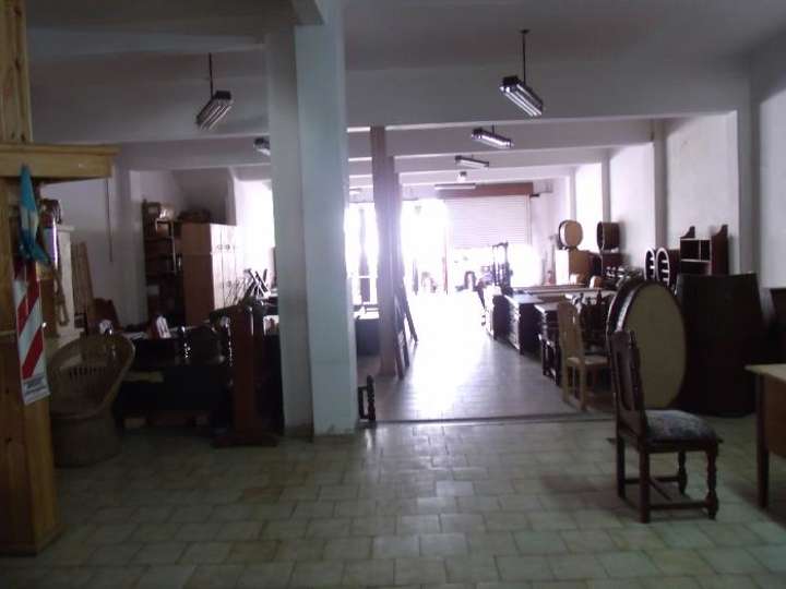 Comercial / Tienda en venta en Juan Sarachaga, 5, Córdoba