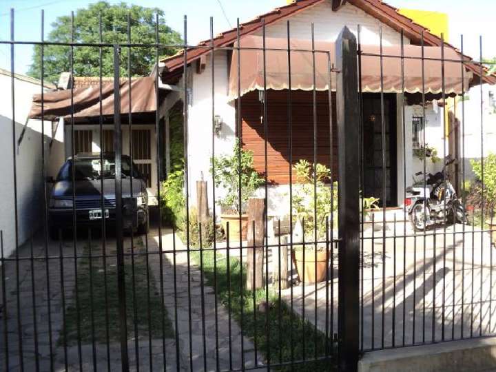 Casa en venta en Avenida Intendente Carlos Ratti, 3470, Ituzaingó