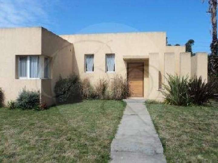 Casa en venta en Parana, Pilar