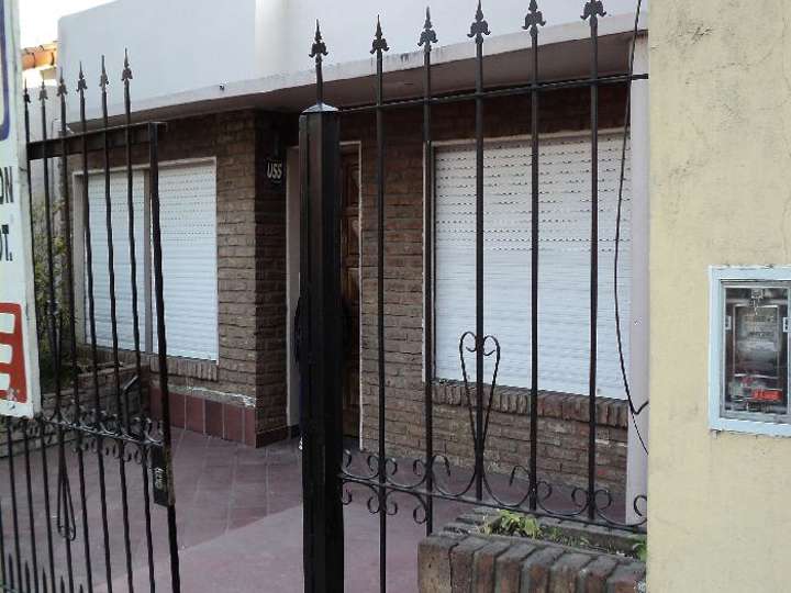 Casa en venta en Juan Arengreen, 99, Ituzaingó Sur