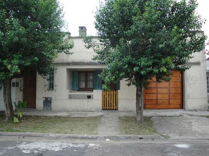 Casa en venta en Calle 141 A, 1852, Berazategui