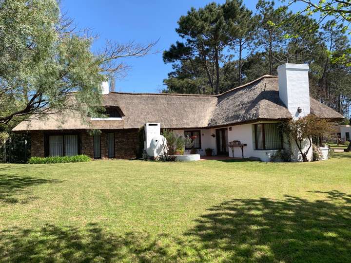 Casa en alquiler en Avenida Louis Pasteur, 29, San Rafael - El Placer