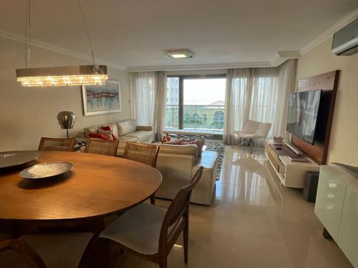 Apartamento en venta en Punta Del Este
