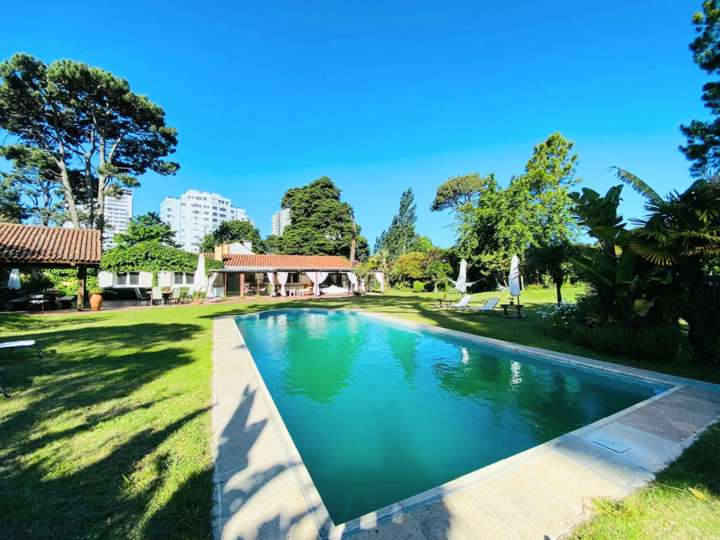 Casa en venta en Motivos de Proteo, Punta Del Este