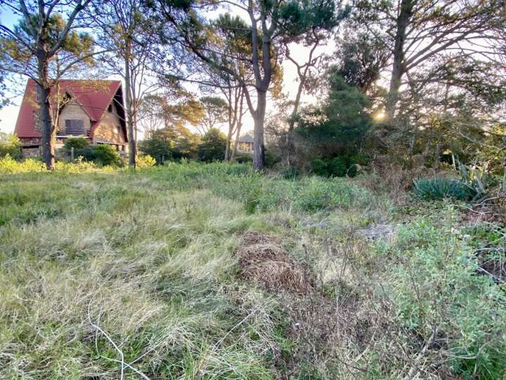 Terreno en venta en Pinares, Maldonado