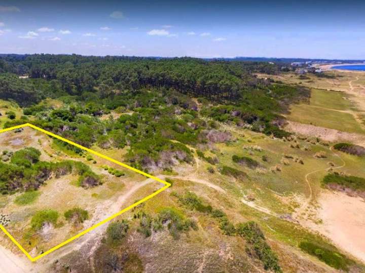 Terreno en venta en Punta Del Este