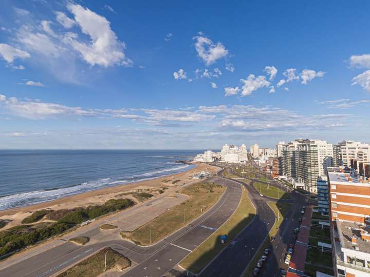 Apartamento en venta en Rambla Lorenzo Batlle Pacheco, Maldonado