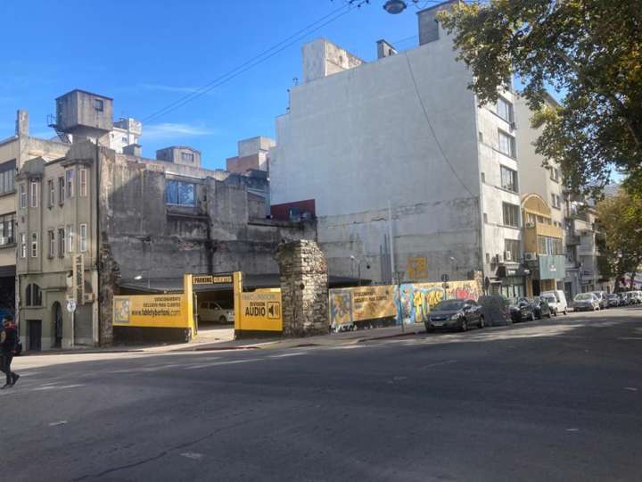 Terreno en venta en Cuareim, Montevideo