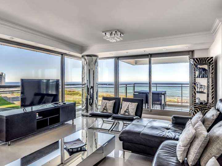 Apartamento en venta en Rambla General Artigas, Punta Del Este