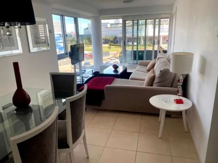 Apartamento en venta en Bulevar General José Gervasio Artigas, Punta Del Este