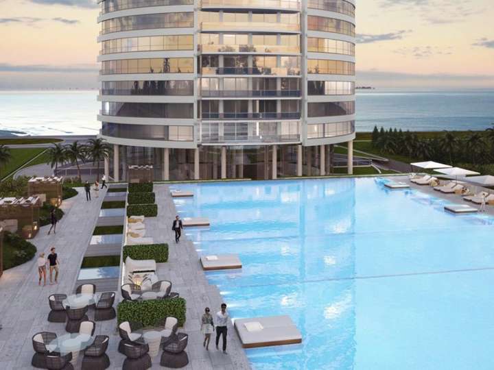 Apartamento en venta en Rambla Lorenzo Batlle Pacheco, Punta Del Este