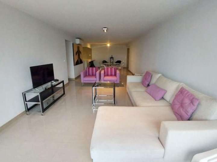 Apartamento en venta en Arazati, Punta Del Este