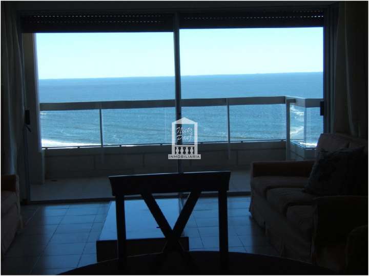 Apartamento en alquiler en Punta Del Este