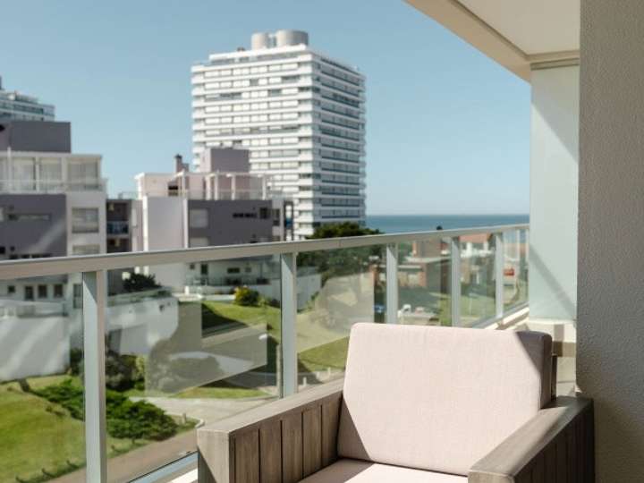 Apartamento en venta en Juana de América, Punta Del Este