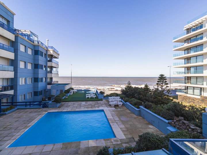 Apartamento en venta en Rambla General Artigas, Punta Del Este