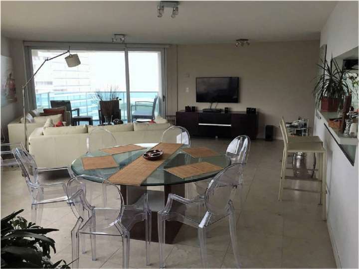 Apartamento en venta en Punta Del Este