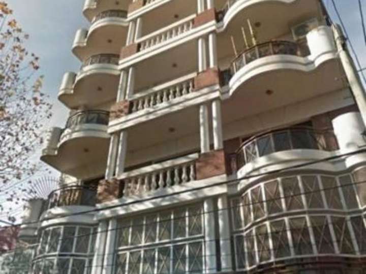 Departamento en venta en Doctor Emilio Cardeza, 77, Buenos Aires