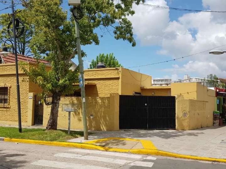 Casa en alquiler en Avenida Santiago de Liniers, 1806, Tigre