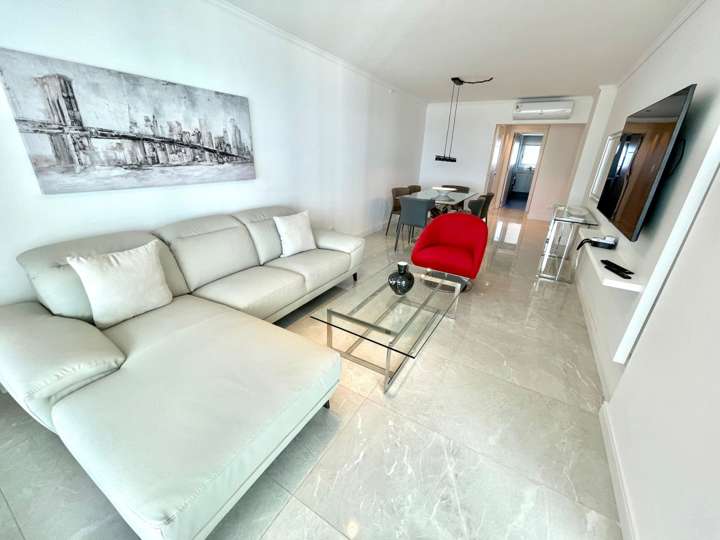 Apartamento en alquiler en Punta Del Este