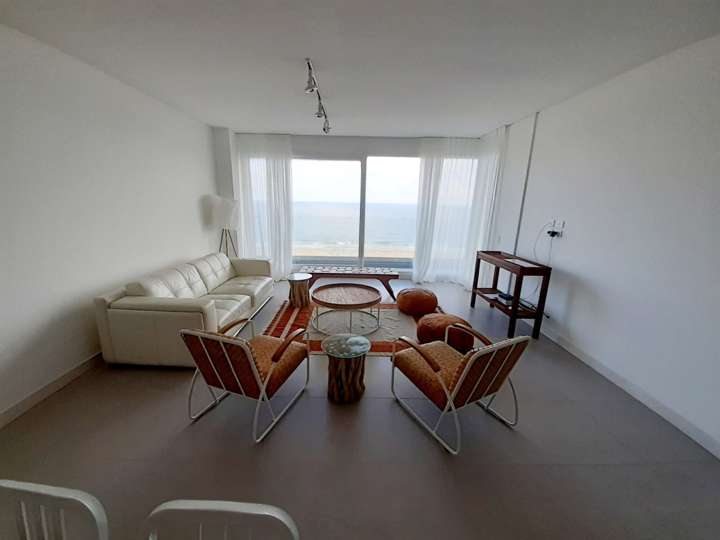Apartamento en venta en Punta Del Este