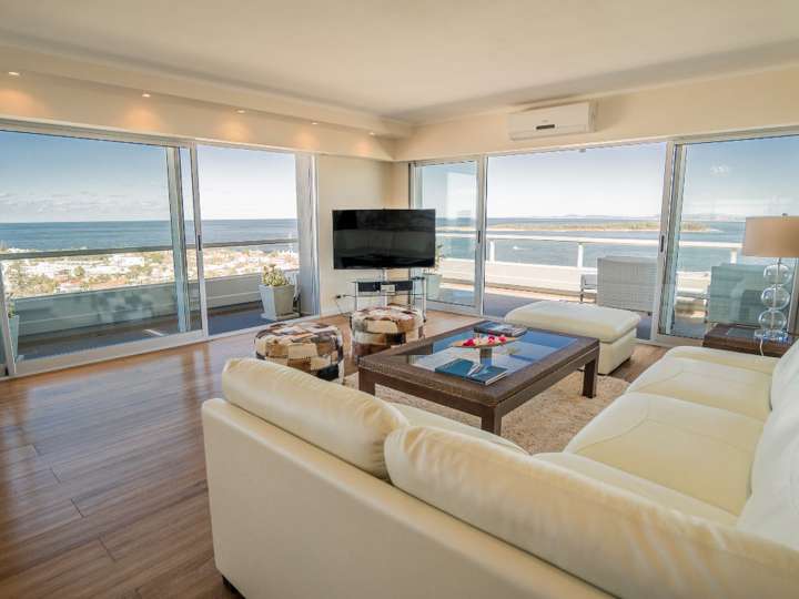 Apartamento en venta en Gorlero, Punta Del Este