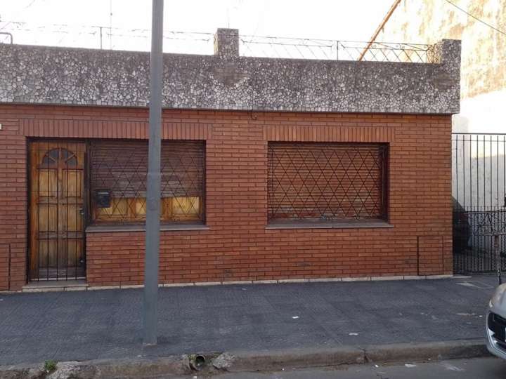 Casa en venta en Doctor Rodolfo Monte, 1753, Buenos Aires