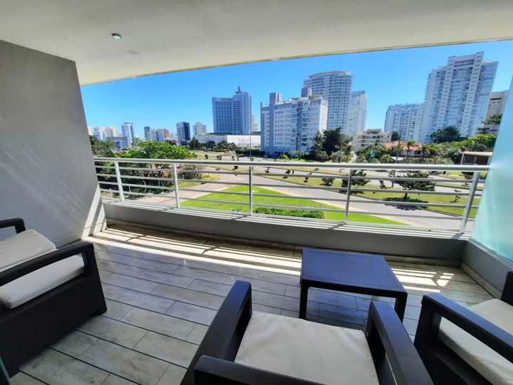 Apartamento en venta en Punta Del Este