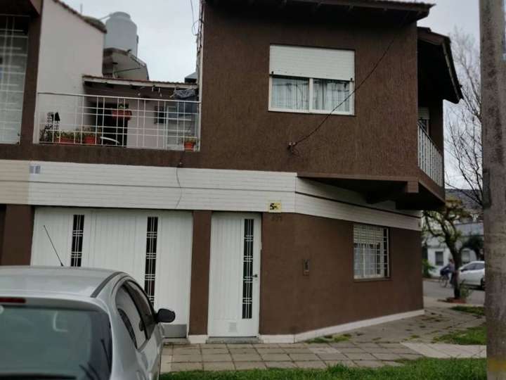 Edificio en venta en Calle 800, Ciudad Evita