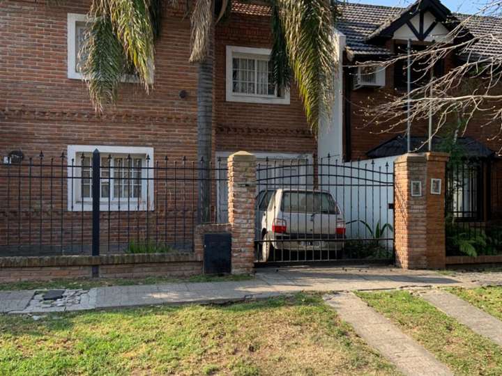 Casa en venta en 1027 - Aviador Piccione, 2429, Ciudad Jardín Lomas del Palomar