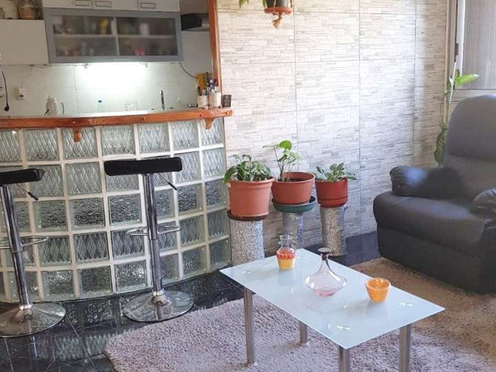 Apartamento en venta en Primera Paralela al Este de Pirán, Montevideo