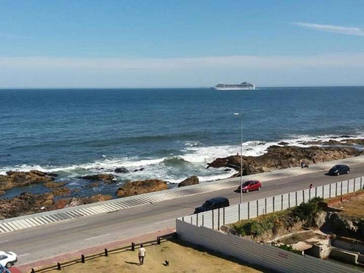Apartamento en venta en Punta Del Este