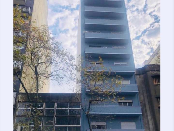 Apartamento en venta en Avenida 18 de Julio, Montevideo