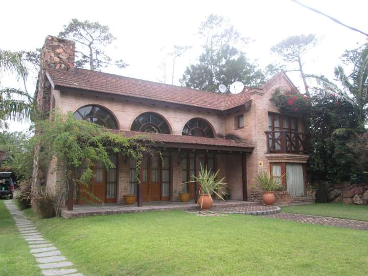 Casa en venta en Pinares, Maldonado