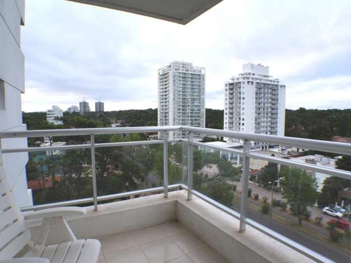 Apartamento en venta en Avenida Franklin Delano Roosevelt, Punta Del Este