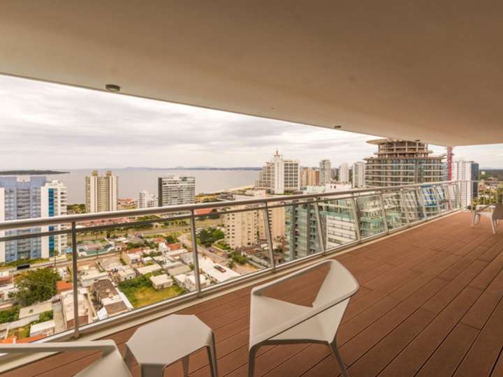 Apartamento en venta en Punta Del Este