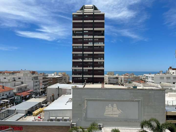 Apartamento en venta en Los Muergos (Calle 27), Punta Del Este