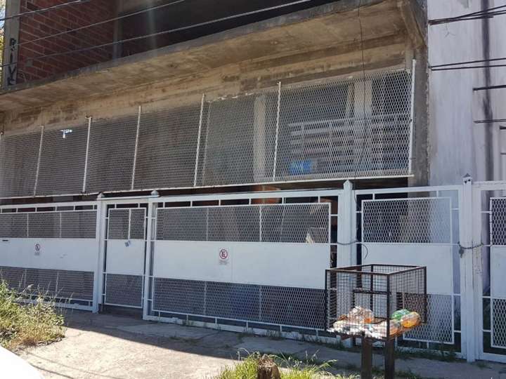Comercial / Tienda en venta en Padre Darbon, Buenos Aires