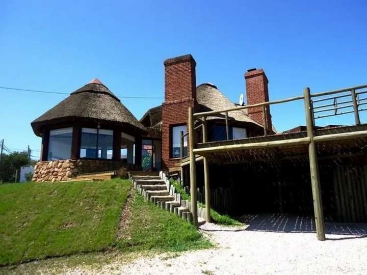 Casa en venta en Calle 10 - El Facón, Buenos Aires