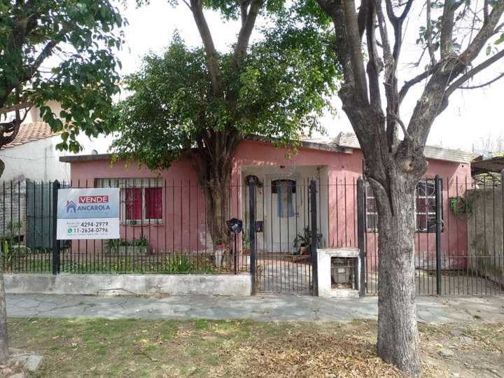 Casa en venta en Wright, Llavallol
