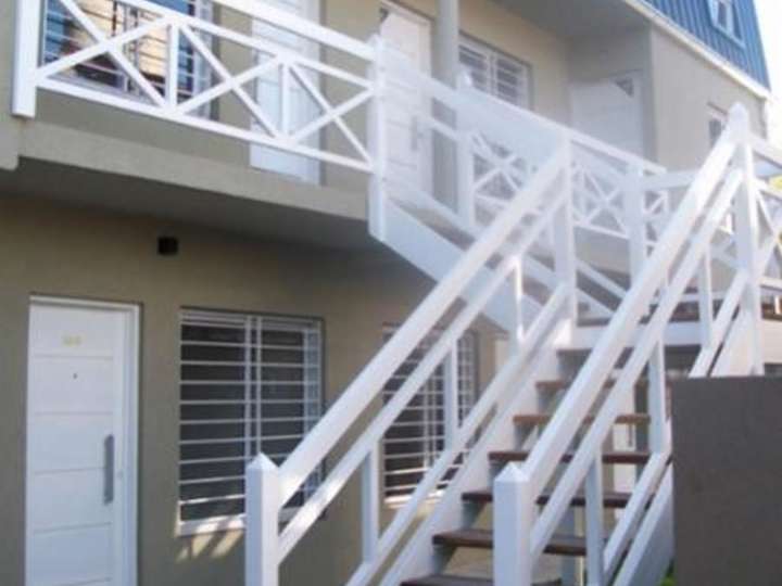 Departamento en alquiler en Alejandro Malaspina, Villa Tesei