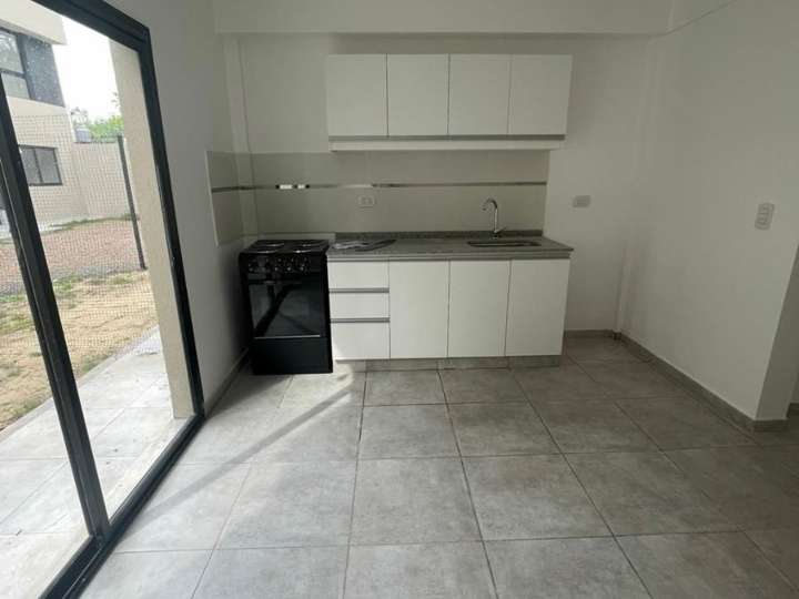 Departamento en venta en Pedro Solanet, Villa Tesei