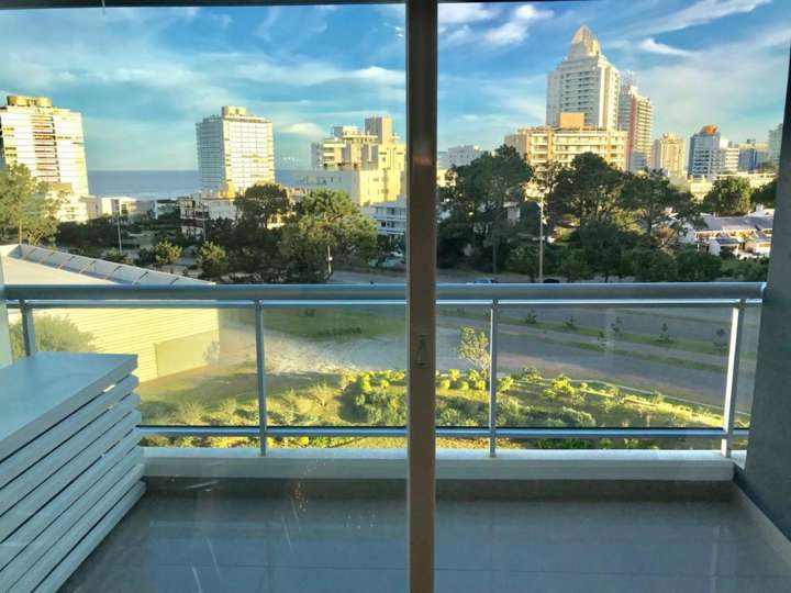 Apartamento en venta en Punta Del Este