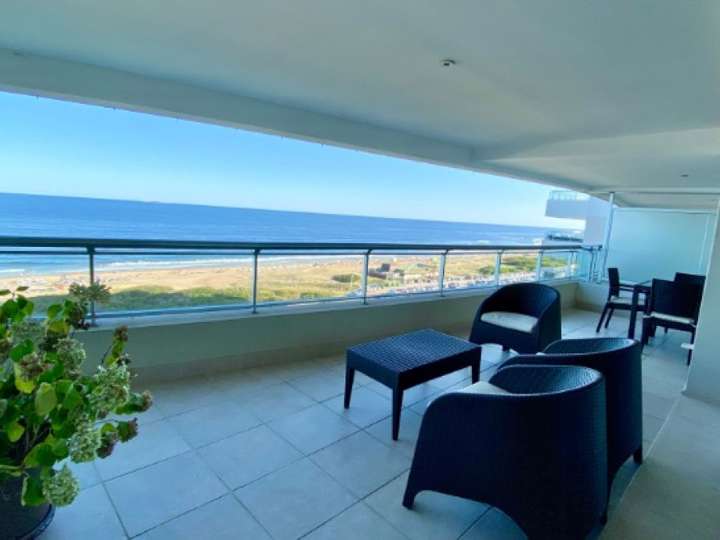 Apartamento en venta en Punta Del Este